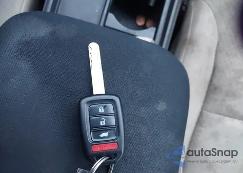 2015 Honda Cr-V Lx z USA, uszkodzony, nr VIN 5J6RM4H3XFL007878